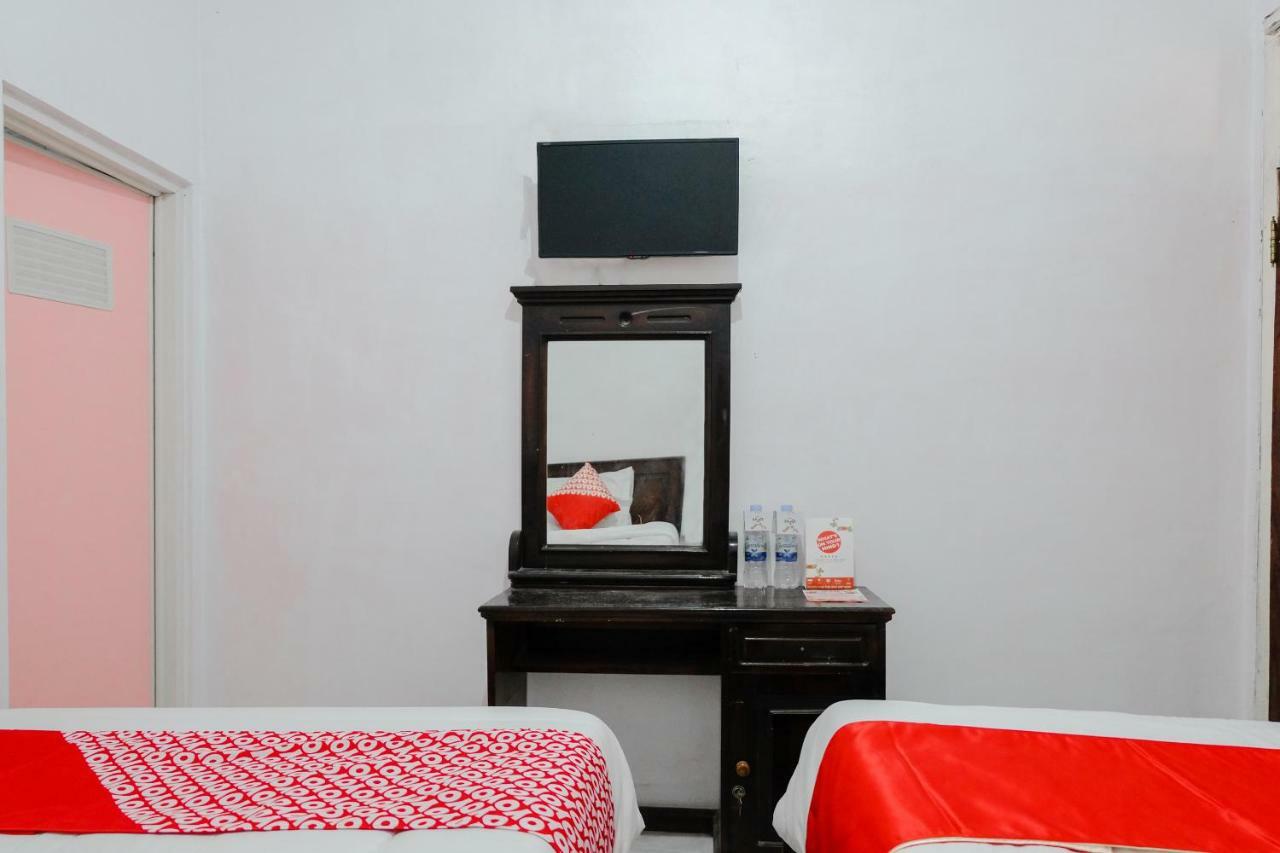 Oyo 1351 Tanggulasi Resto & Residence Syariah Magetan 외부 사진